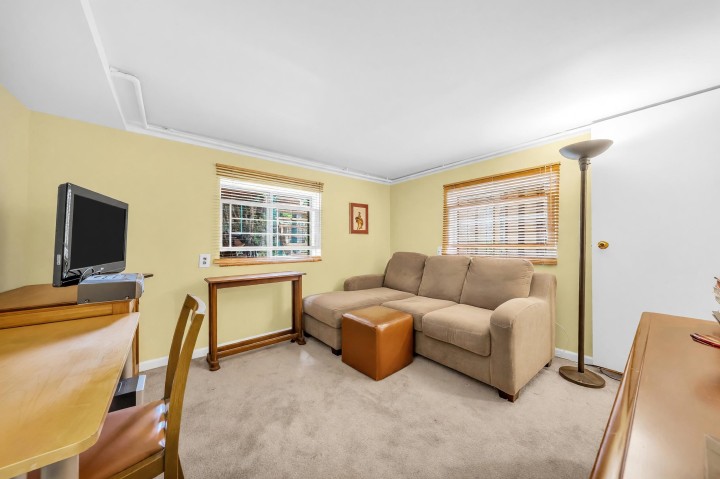 Photo 16 at 956 E 21st Avenue, Fraser VE, Vancouver East