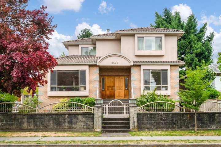 Photo 1 at 6520 Doman Street, Killarney VE, Vancouver East
