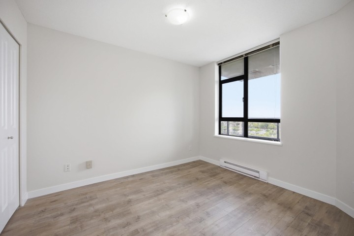 Photo 12 at 1503 - 3520 Crowley Drive, Collingwood VE, Vancouver East