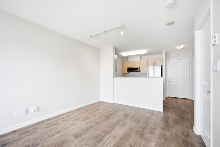 Photo 9 at 1503 - 3520 Crowley Drive, Collingwood VE, Vancouver East