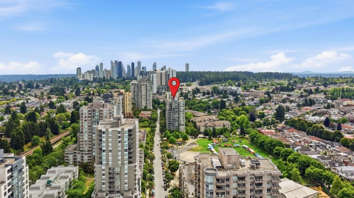 Photo 37 at 1503 - 3520 Crowley Drive, Collingwood VE, Vancouver East