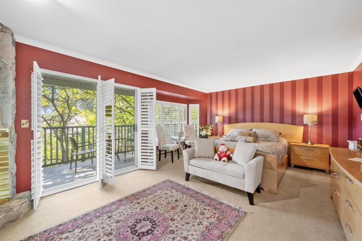 Photo 10 at 2445 Mowat Place, Blueridge NV, North Vancouver