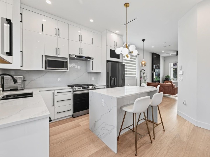 Photo 12 at 2977 E 42nd Avenue, Killarney VE, Vancouver East