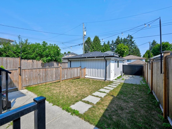Photo 5 at 2977 E 42nd Avenue, Killarney VE, Vancouver East