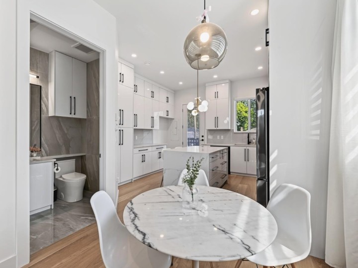 Photo 10 at 2977 E 42nd Avenue, Killarney VE, Vancouver East