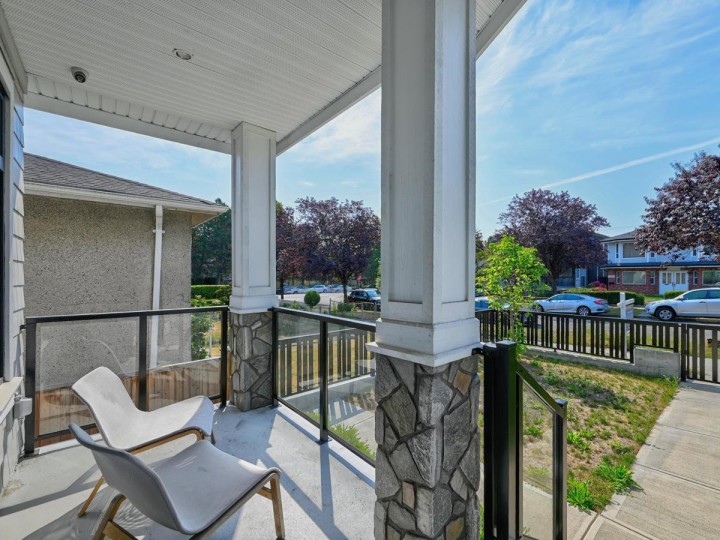 Photo 4 at 2977 E 42nd Avenue, Killarney VE, Vancouver East