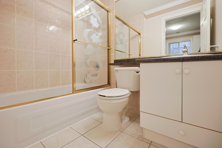 Photo 19 at 6915 Dumfries Street, Knight, Vancouver East