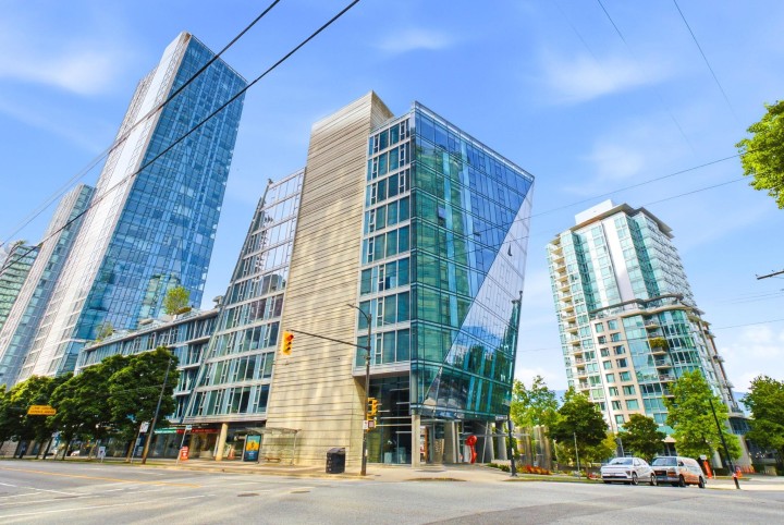 Photo 23 at 802 - 1409 W Pender Street, Coal Harbour, Vancouver West