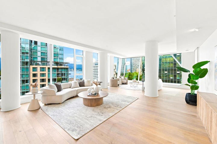 Photo 20 at 802 - 1409 W Pender Street, Coal Harbour, Vancouver West