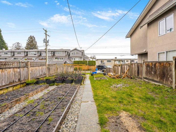 Photo 27 at 227 W 5th Street, Lower Lonsdale, North Vancouver