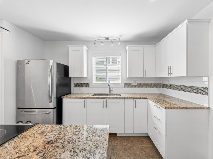 Photo 7 at 227 W 5th Street, Lower Lonsdale, North Vancouver