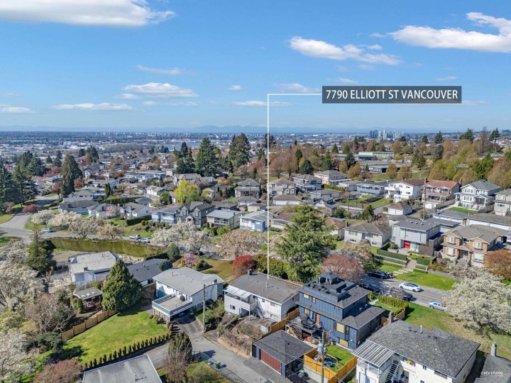 Photo 3 at 7790 Elliott Street, Fraserview VE, Vancouver East