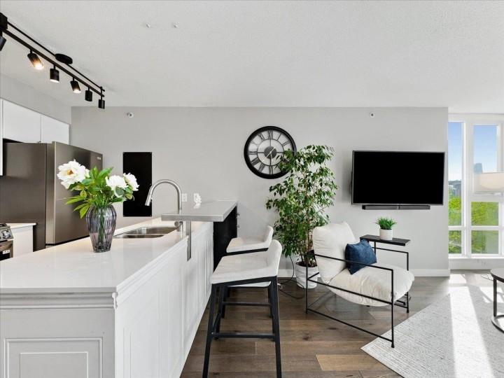 Photo 12 at 608 - 1495 Richards Street, Yaletown, Vancouver West