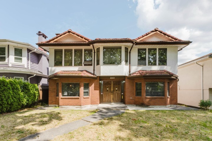 Photo 1 at 3230 Garden Drive, Grandview Woodland, Vancouver East
