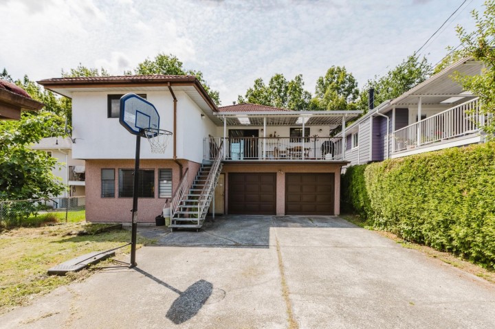 Photo 33 at 3230 Garden Drive, Grandview Woodland, Vancouver East