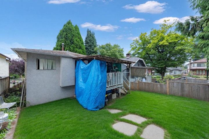 Photo 39 at 4987 Hoy Street, Collingwood VE, Vancouver East