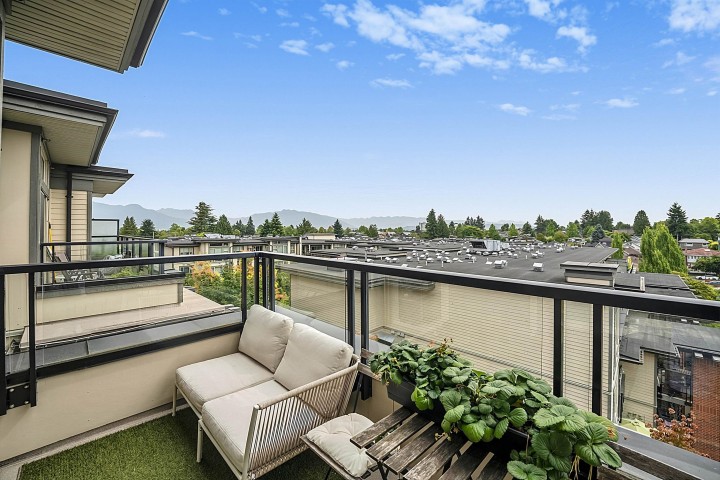 Photo 20 at 417 - 4550 Fraser Street, Fraser VE, Vancouver East