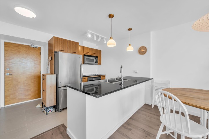 Photo 4 at 1705 - 1155 Seymour Street, Downtown VW, Vancouver West