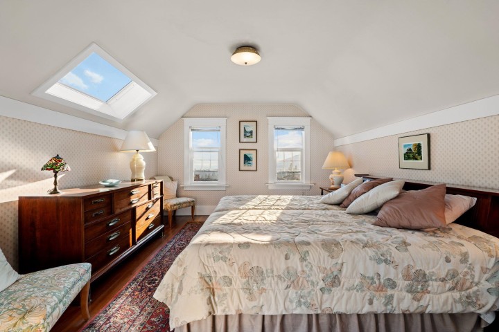 Photo 15 at 401 Somerset Street, Upper Lonsdale, North Vancouver