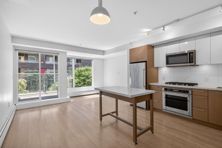 Photo 8 at 304 - 384 E 1st Avenue, Strathcona, Vancouver East