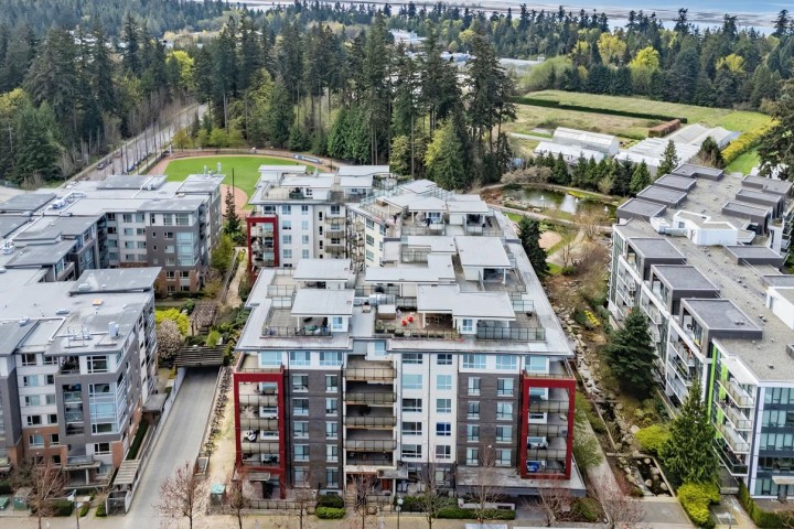 Photo 3 at ph8 - 3581 Ross Drive, University VW, Vancouver West