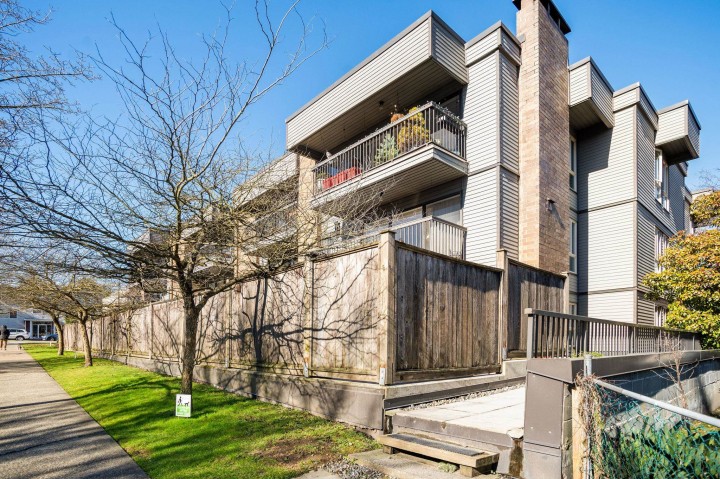 Photo 23 at 205 - 3264 Oak Street, Cambie, Vancouver West