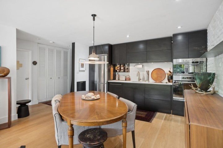 Photo 13 at 205 - 3264 Oak Street, Cambie, Vancouver West