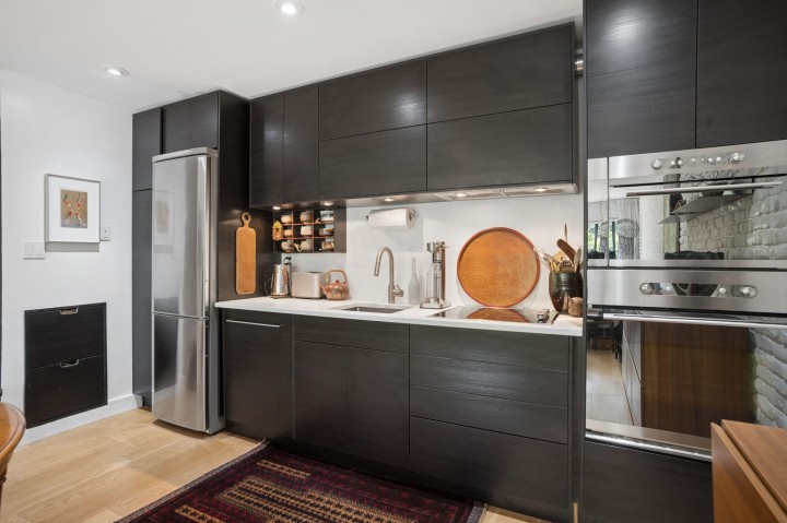 Photo 16 at 205 - 3264 Oak Street, Cambie, Vancouver West
