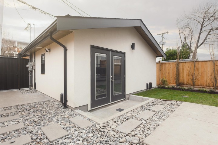 Photo 23 at 2 - 735 E 10th Avenue, Mount Pleasant VE, Vancouver East