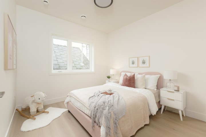 Photo 18 at 2 - 735 E 10th Avenue, Mount Pleasant VE, Vancouver East