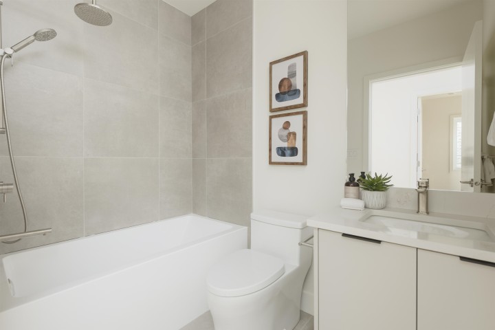 Photo 19 at 2 - 735 E 10th Avenue, Mount Pleasant VE, Vancouver East