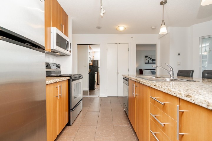 Photo 9 at 806 - 58 Keefer Place, Downtown VW, Vancouver West