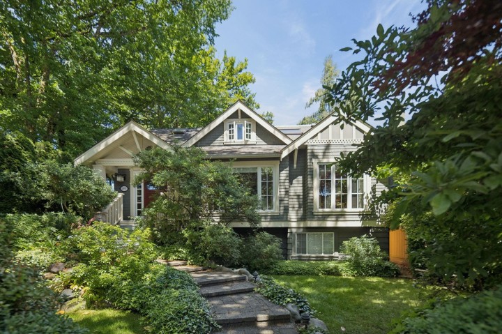 Photo 1 at 2997 W 38th Avenue, Kerrisdale, Vancouver West
