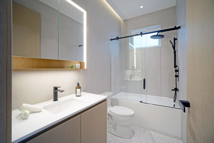 Photo 5 at 1 - 4634 W 15th Avenue, Point Grey, Vancouver West