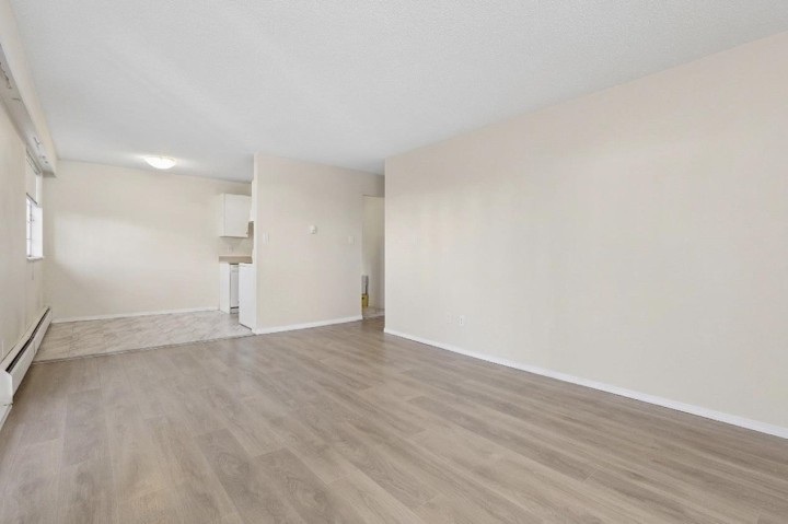 Photo 9 at 112 - 2222 Cambridge Street, Hastings, Vancouver East