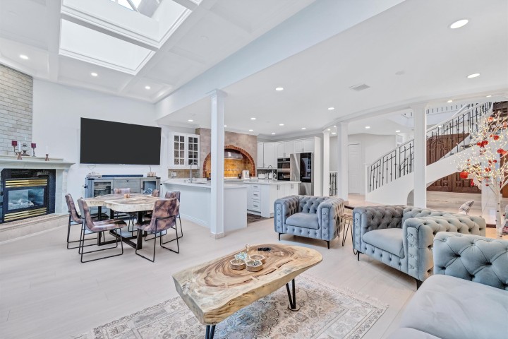 Photo 8 at 1219 Arborlynn Drive, Westlynn, North Vancouver