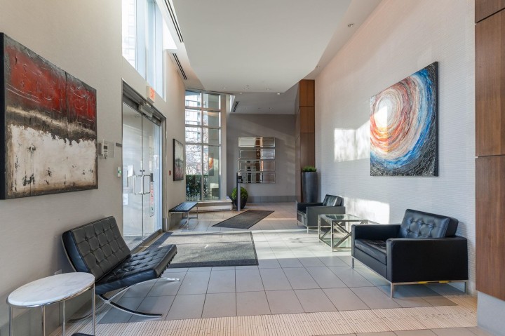 Photo 2 at 2201 - 918 Cooperage Way, Yaletown, Vancouver West
