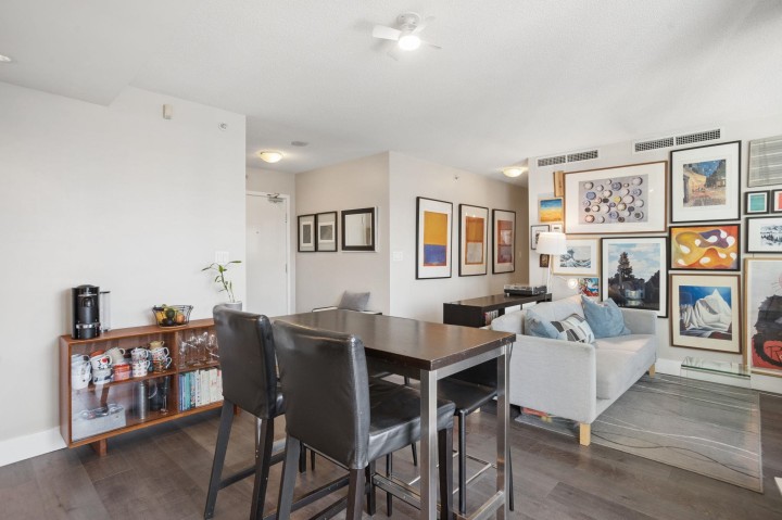 Photo 8 at 2201 - 918 Cooperage Way, Yaletown, Vancouver West