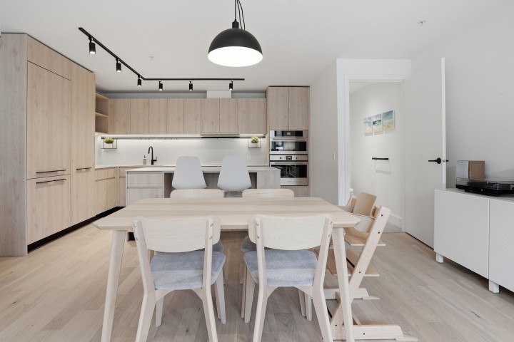 Photo 6 at 3960 Dumfries Street, Knight, Vancouver East