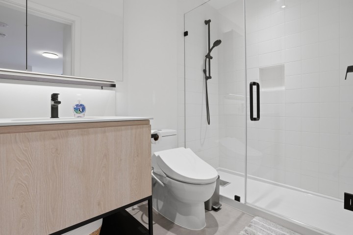 Photo 12 at 3960 Dumfries Street, Knight, Vancouver East