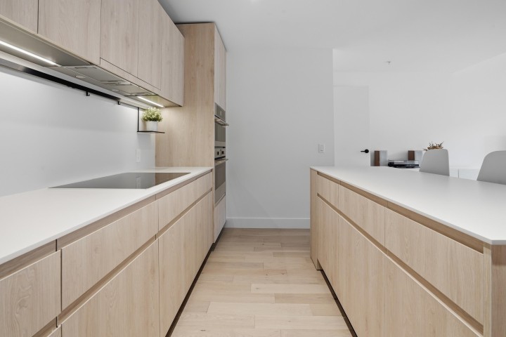Photo 3 at 3960 Dumfries Street, Knight, Vancouver East