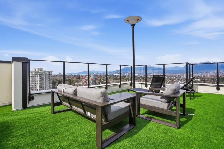 Photo 31 at 3960 Dumfries Street, Knight, Vancouver East