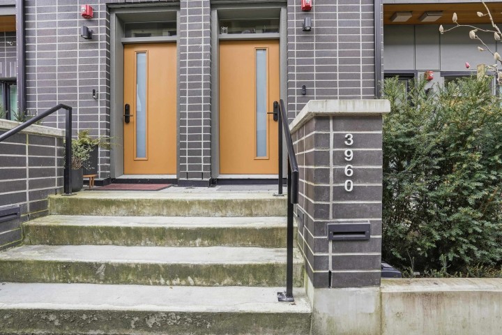 Photo 21 at 3960 Dumfries Street, Knight, Vancouver East