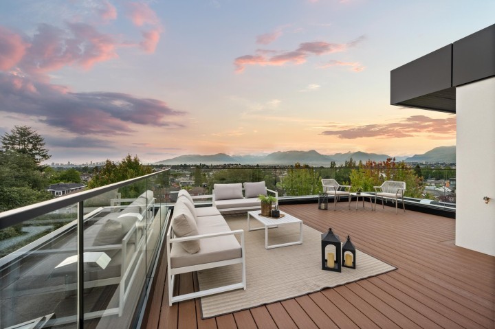 Photo 17 at 1 - 3428 Mons Drive, Renfrew Heights, Vancouver East