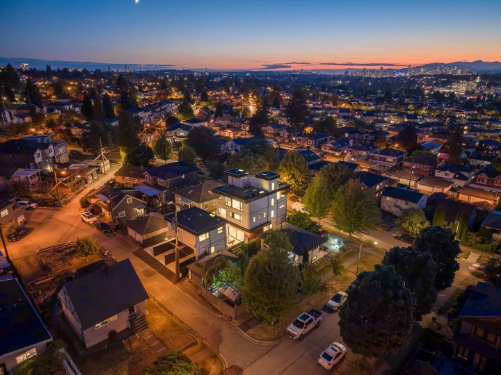 Photo 30 at 1 - 3428 Mons Drive, Renfrew Heights, Vancouver East