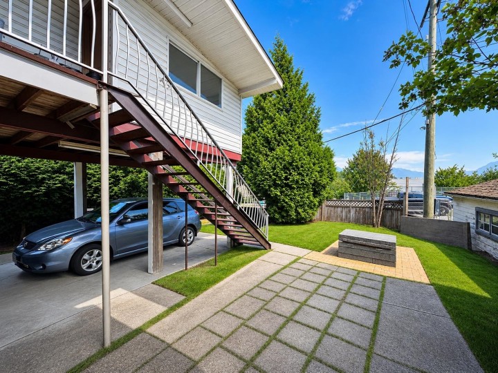 Photo 7 at 2898 Natal Street, Renfrew Heights, Vancouver East