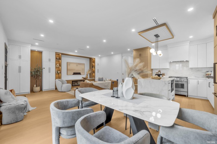 Photo 12 at 1 - 6388 Argyle Street, Killarney VE, Vancouver East