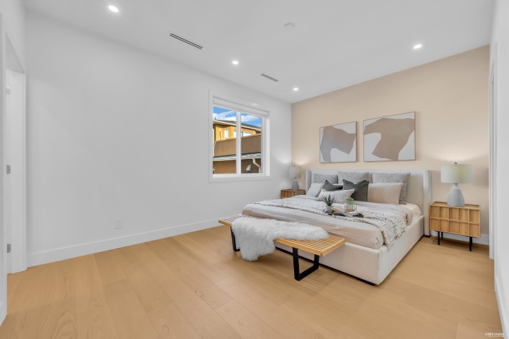 Photo 18 at 1 - 6388 Argyle Street, Killarney VE, Vancouver East