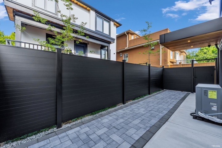Photo 29 at 1 - 6388 Argyle Street, Killarney VE, Vancouver East