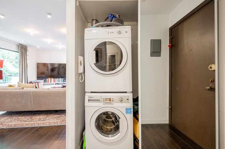 Photo 24 at 302 - 138 Templeton Drive, Hastings, Vancouver East